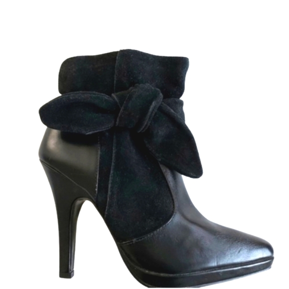 NWOB - Colin Stuart Suede & Vegan Leather Black  Ankle Boots - Picture 1 of 8